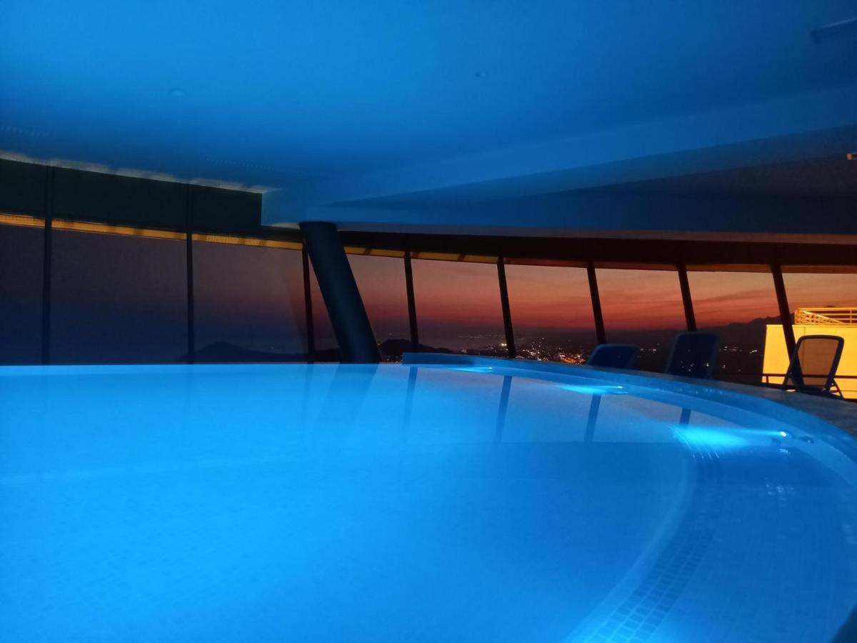 Intempo By Holuxe - 284 - 28th Floor